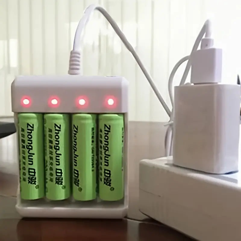 Încărcător portabil pentru baterii AAA și AA cu alimentare USB