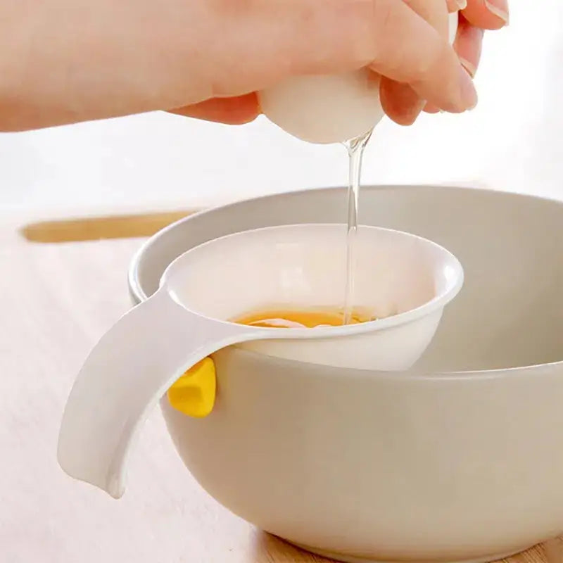 Separator de ou albuș de gălbenuș