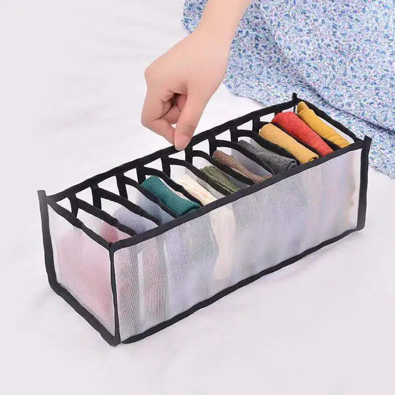 Organizator din plasă pentru depozitare lenjerie