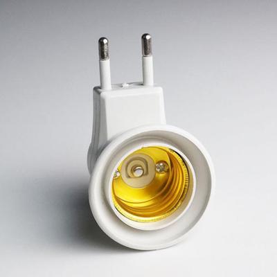 Soclu bec și adaptor pentru priză