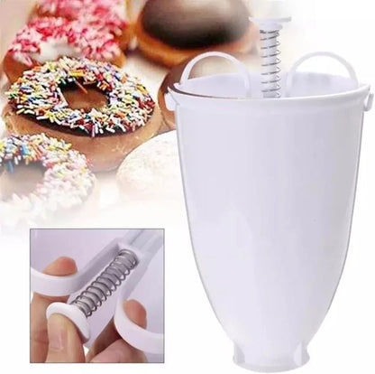 Dispenser pentru dozarea aluatului de gogoși