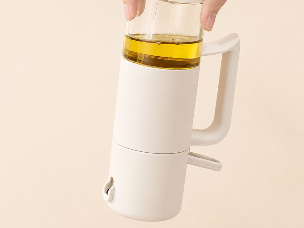 Dozator cu pulverizator de 210 ml, din sticlă