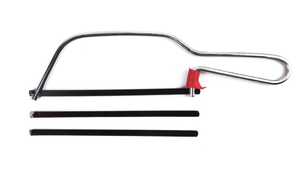 Fierăstrău cu lamă de 15 cm - pentru tăieturi precise