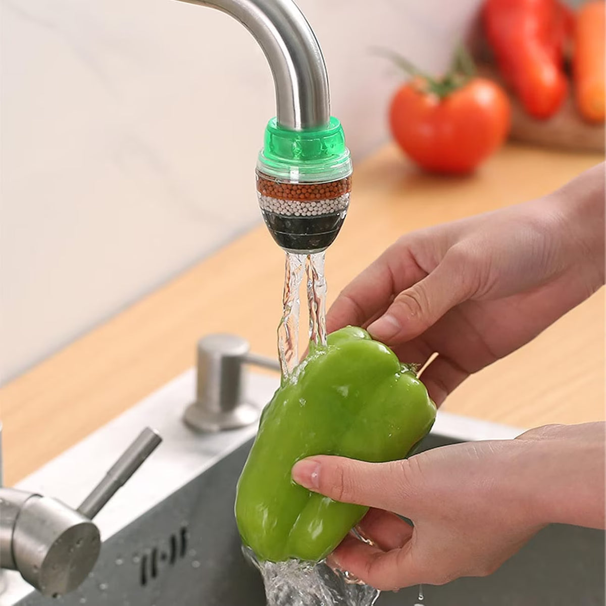 Filtru de robinet purificator de apă cu granule