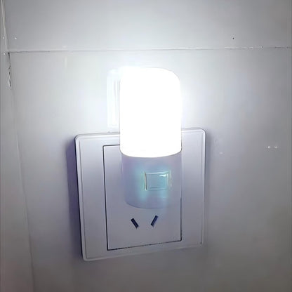 Lampa de noapte LED cu întrerupător