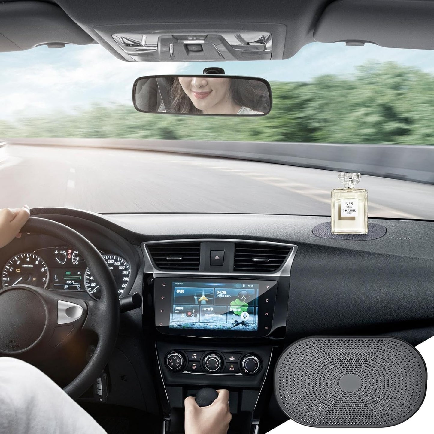 Pad auto anti-alunecare pentru bord