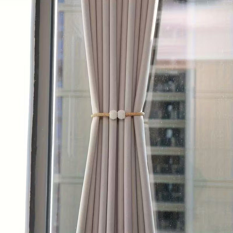 Clemă prindere perdea cu șnur și perle