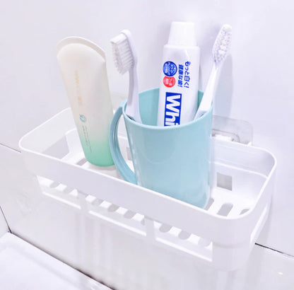 Raft depozitare articole din plastic