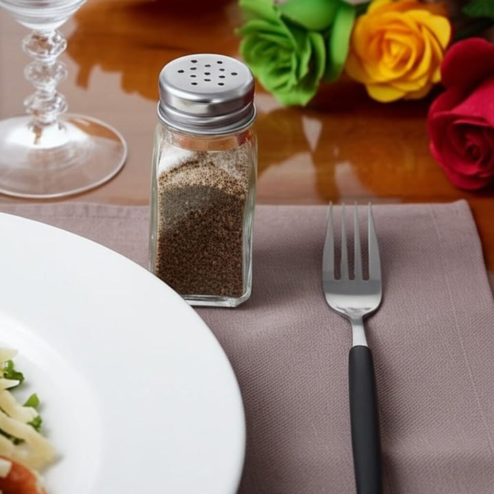 Set 2 solnițe pentru sare și piper
