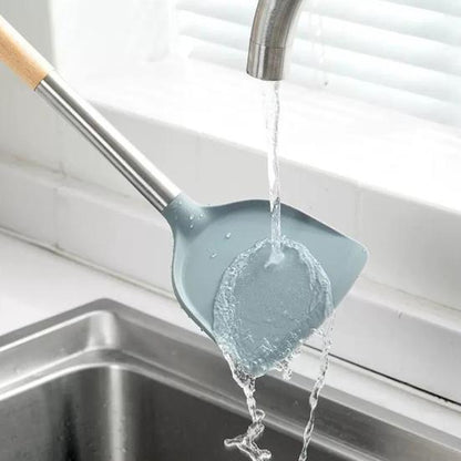 Spatulă wok din silicon cu mâner din lemn