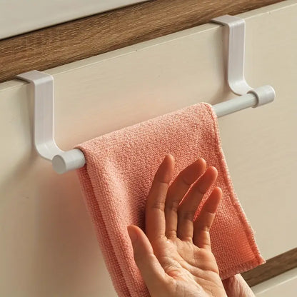 Suport pentru prosoape cu instalare pe ușă